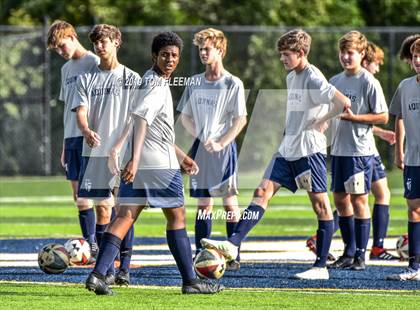 Thumbnail 3 in Bishop Miege @ Aquinas photogallery.