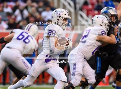 Thumbnail 3 in Stansbury vs. Lehi (UHSAA 5A Semifinal) photogallery.
