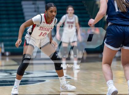 Thumbnail 1 in Syosset vs Plainview-Old Bethpage JFK (NYSPHSAA Section VIII Class AAA Championship) photogallery.