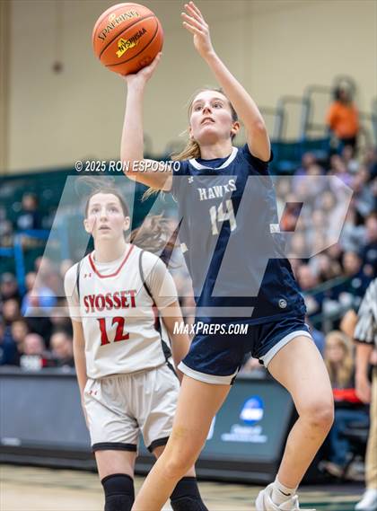 Thumbnail 1 in Syosset vs Plainview-Old Bethpage JFK (NYSPHSAA Section VIII Class AAA Championship) photogallery.