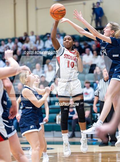 Thumbnail 3 in Syosset vs Plainview-Old Bethpage JFK (NYSPHSAA Section VIII Class AAA Championship) photogallery.