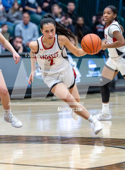 Thumbnail 3 in Syosset vs Plainview-Old Bethpage JFK (NYSPHSAA Section VIII Class AAA Championship) photogallery.