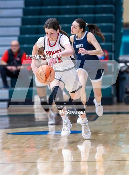 Thumbnail 1 in Syosset vs Plainview-Old Bethpage JFK (NYSPHSAA Section VIII Class AAA Championship) photogallery.