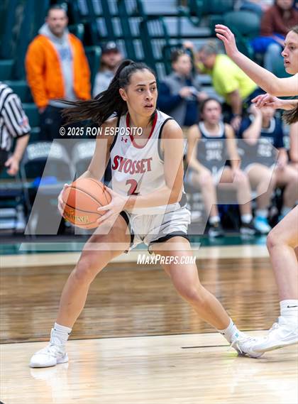 Thumbnail 3 in Syosset vs Plainview-Old Bethpage JFK (NYSPHSAA Section VIII Class AAA Championship) photogallery.