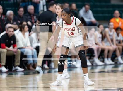 Thumbnail 2 in Syosset vs Plainview-Old Bethpage JFK (NYSPHSAA Section VIII Class AAA Championship) photogallery.