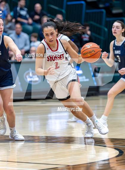 Thumbnail 3 in Syosset vs Plainview-Old Bethpage JFK (NYSPHSAA Section VIII Class AAA Championship) photogallery.