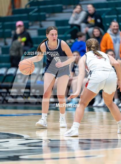 Thumbnail 1 in Syosset vs Plainview-Old Bethpage JFK (NYSPHSAA Section VIII Class AAA Championship) photogallery.