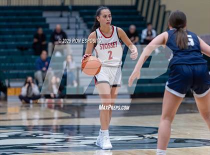 Thumbnail 2 in Syosset vs Plainview-Old Bethpage JFK (NYSPHSAA Section VIII Class AAA Championship) photogallery.