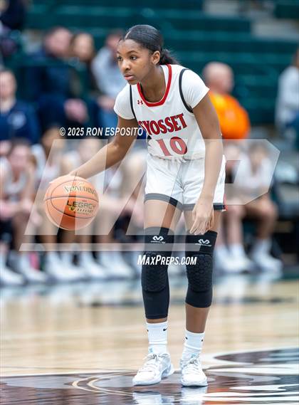 Thumbnail 3 in Syosset vs Plainview-Old Bethpage JFK (NYSPHSAA Section VIII Class AAA Championship) photogallery.
