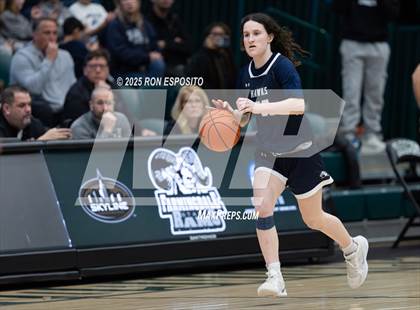 Thumbnail 3 in Syosset vs Plainview-Old Bethpage JFK (NYSPHSAA Section VIII Class AAA Championship) photogallery.