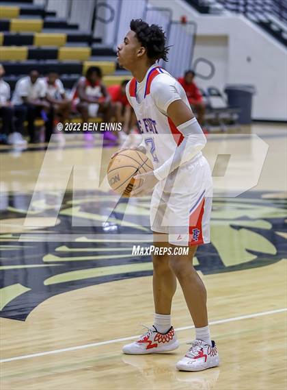 Thumbnail 2 in Pine Forest vs Marietta (Chuck Miller Classic) photogallery.