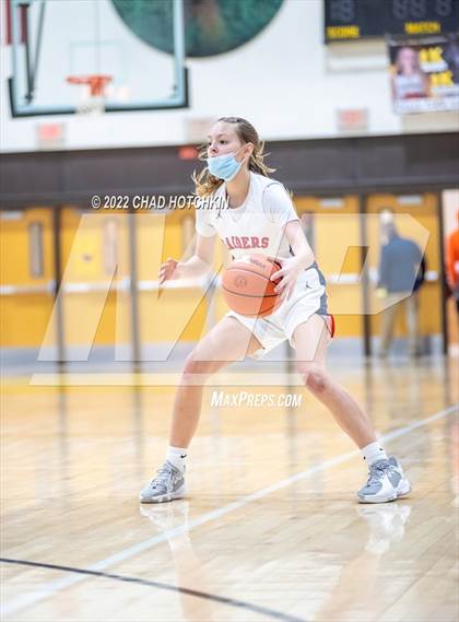 Thumbnail 2 in Hornell vs Newark (NYSPHAA Section 5 Class B1 Semifinal Playoff) photogallery.