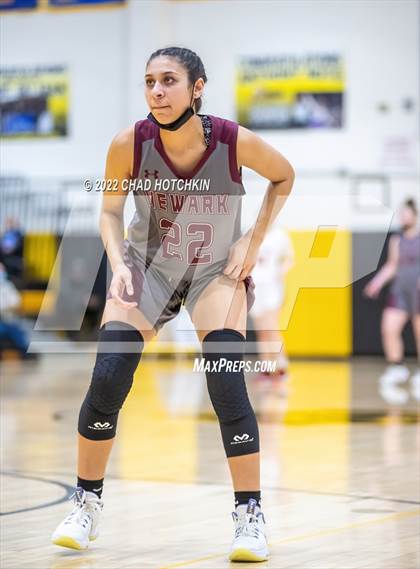 Thumbnail 3 in Hornell vs Newark (NYSPHAA Section 5 Class B1 Semifinal Playoff) photogallery.
