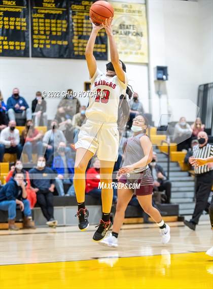 Thumbnail 3 in Hornell vs Newark (NYSPHAA Section 5 Class B1 Semifinal Playoff) photogallery.