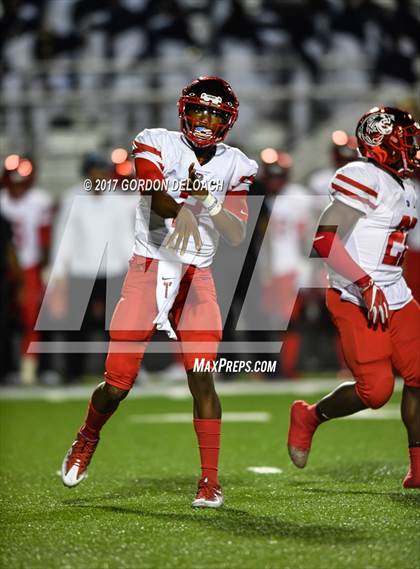 Thumbnail 2 in Duncanville @ Cedar Hill photogallery.