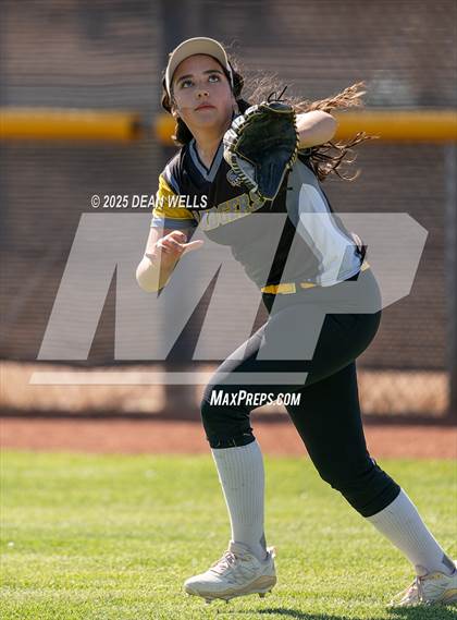 Thumbnail 1 in Highland Prep @ Kingman photogallery.