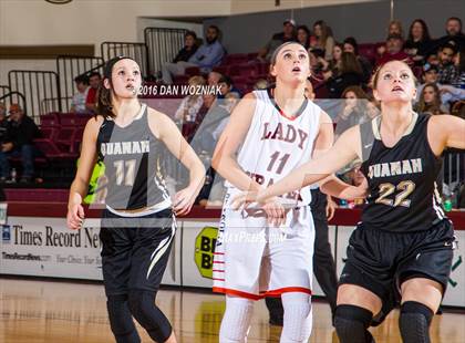 Thumbnail 2 in Quanah vs. Petrolia (Fantasy of Lights) photogallery.