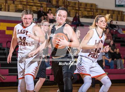 Thumbnail 2 in Quanah vs. Petrolia (Fantasy of Lights) photogallery.