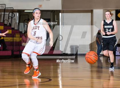 Thumbnail 2 in Quanah vs. Petrolia (Fantasy of Lights) photogallery.