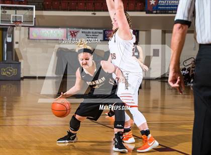 Thumbnail 3 in Quanah vs. Petrolia (Fantasy of Lights) photogallery.