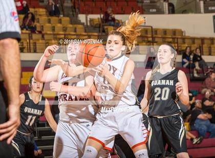 Thumbnail 3 in Quanah vs. Petrolia (Fantasy of Lights) photogallery.