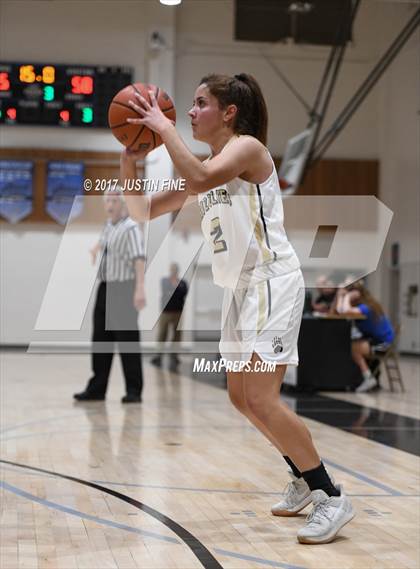 Thumbnail 2 in Maranatha vs. Golden Valley (SoCal Holiday Prep Classic) photogallery.