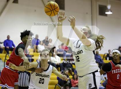 Thumbnail 3 in Freedom @ Draughn photogallery.