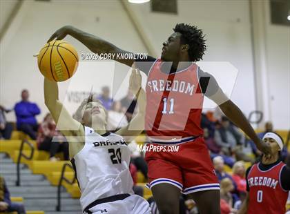 Thumbnail 3 in Freedom @ Draughn photogallery.