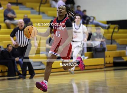 Thumbnail 1 in Freedom @ Draughn photogallery.