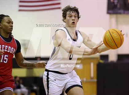 Thumbnail 1 in Freedom @ Draughn photogallery.