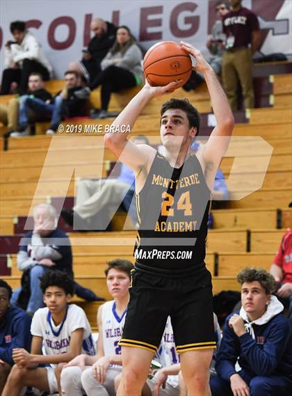 Thumbnail 1 in Wilbraham & Monson Academy vs. Montverde Academy (Spalding Hoophall Classic) photogallery.