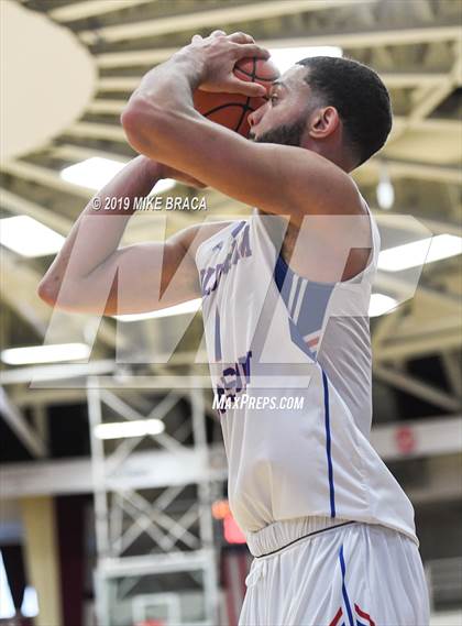 Thumbnail 2 in Wilbraham & Monson Academy vs. Montverde Academy (Spalding Hoophall Classic) photogallery.