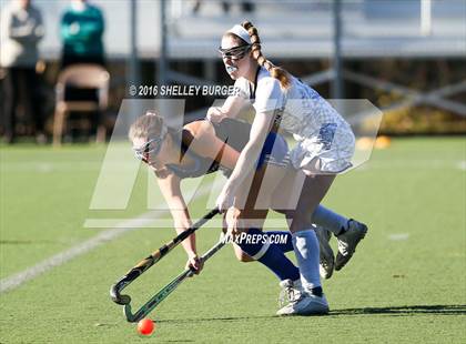 Thumbnail 3 in Staples vs. Darien (CIAC Class L Final) photogallery.