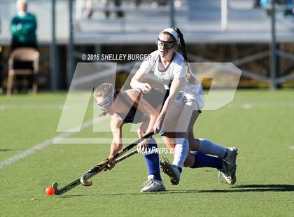 Thumbnail 2 in Staples vs. Darien (CIAC Class L Final) photogallery.