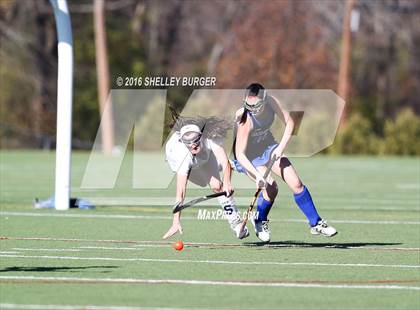 Thumbnail 3 in Staples vs. Darien (CIAC Class L Final) photogallery.
