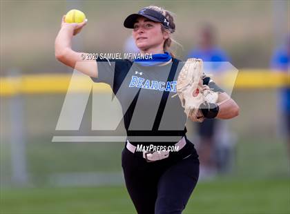 Thumbnail 1 in Kearney vs. Elkhorn photogallery.