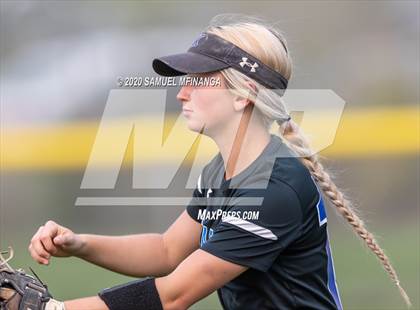 Thumbnail 2 in Kearney vs. Elkhorn photogallery.
