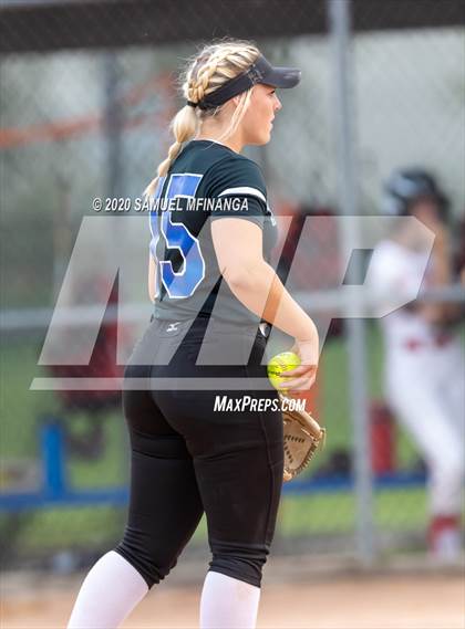 Thumbnail 1 in Kearney vs. Elkhorn photogallery.