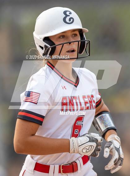 Thumbnail 1 in Kearney vs. Elkhorn photogallery.