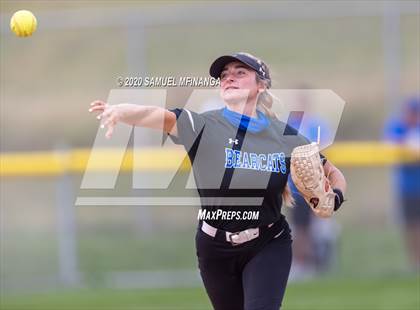 Thumbnail 2 in Kearney vs. Elkhorn photogallery.