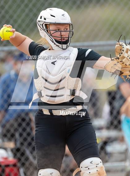 Thumbnail 2 in Kearney vs. Elkhorn photogallery.