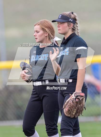 Thumbnail 3 in Kearney vs. Elkhorn photogallery.