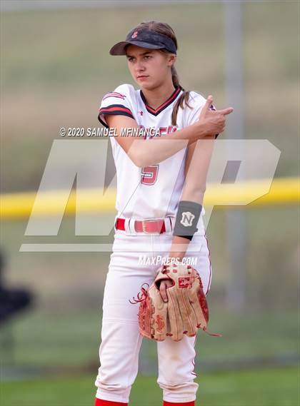 Thumbnail 3 in Kearney vs. Elkhorn photogallery.