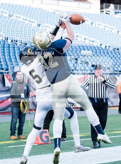 Thumbnail 2 in St. Mary's vs. East Bridgewater (MIAA Division 3A Final) photogallery.