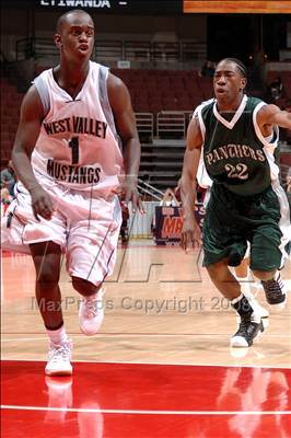 Thumbnail 3 in Perris vs. West Valley (CIF SS DIIIAA Final) photogallery.