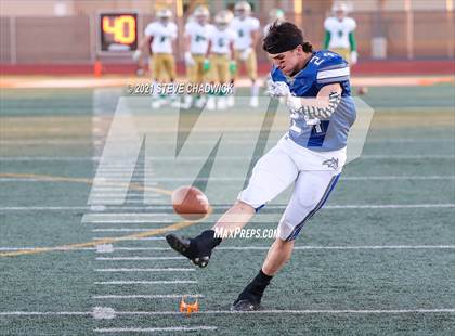 Thumbnail 3 in Yuma Catholic vs Snowflake @ Campo Verde (AIA 3A Final) photogallery.