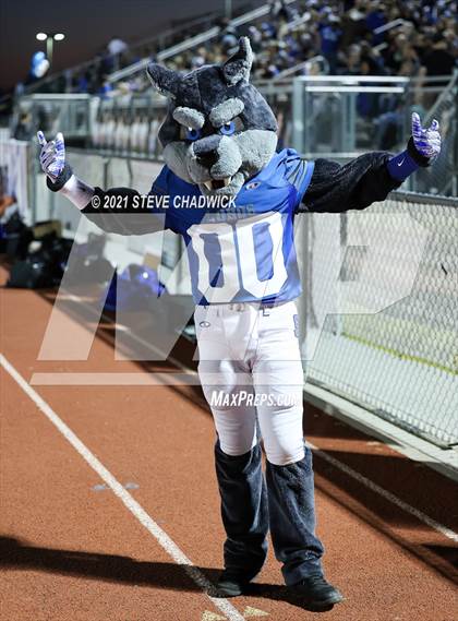 Thumbnail 3 in Yuma Catholic vs Snowflake @ Campo Verde (AIA 3A Final) photogallery.
