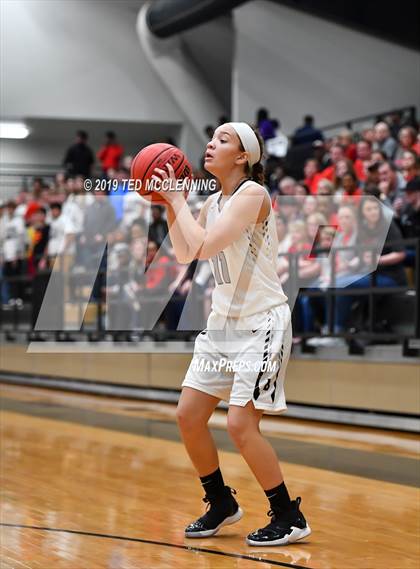 Thumbnail 2 in Bigelow vs. Murfreesboro (AAA 2A State Playoff) photogallery.