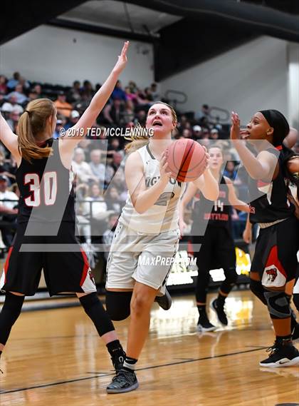 Thumbnail 2 in Bigelow vs. Murfreesboro (AAA 2A State Playoff) photogallery.