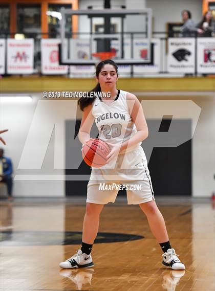 Thumbnail 3 in Bigelow vs. Murfreesboro (AAA 2A State Playoff) photogallery.
